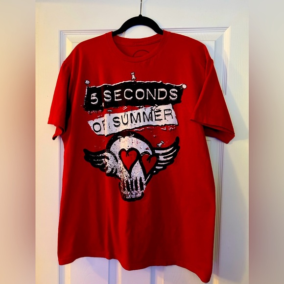 5 Seconds Of Summer - XL - Red T-Shirt/Top - Picture 1 of 3